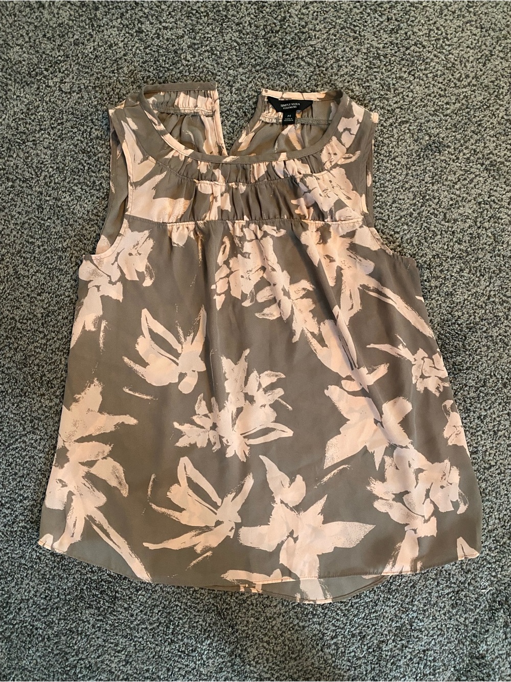 Simply Vera Floral Sleeveless Top - Taupe & Light Pink